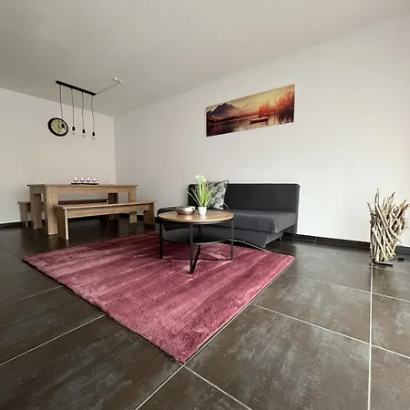 Apartment Moderne 3-zimmer-wohnung 6 Gaeste U-bahn Zur Messe Parkplatz Fuerth