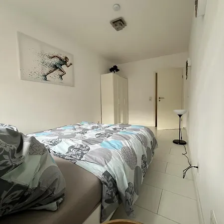 Apartment Moderne 3-zimmer-wohnung 6 Gaeste U-bahn Zur Messe Parkplatz *