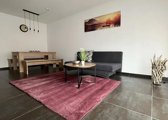 Apartment Moderne 3-zimmer-wohnung 6 Gaeste U-bahn Zur Messe Parkplatz Fuerth