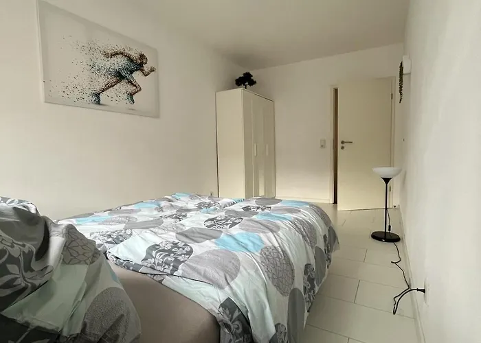 Apartment Moderne 3-zimmer-wohnung 6 Gaeste U-bahn Zur Messe Parkplatz *