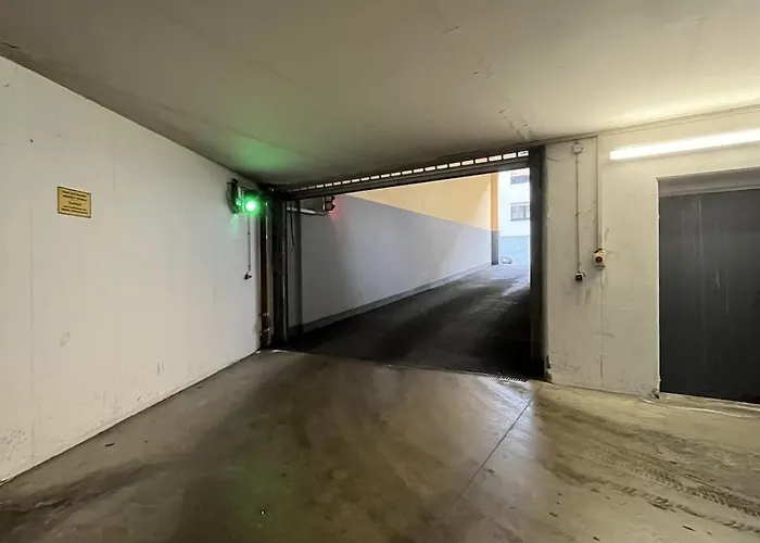 Moderne 3-zimmer-wohnung 6 Gaeste U-bahn Zur Messe Parkplatz *